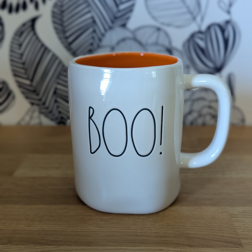 Rae Dunn "Boo" Ceramic Mug‎